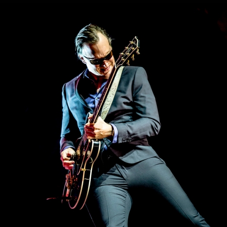 JOE BONAMASSA on how his career nearly ENDED with Blues Deluxe & not ...